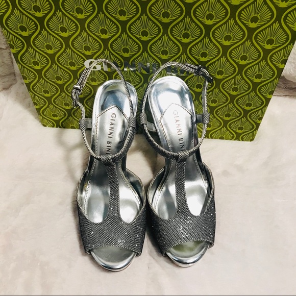 Gianni Bini platform heels- Silver - Picture 2 of 8